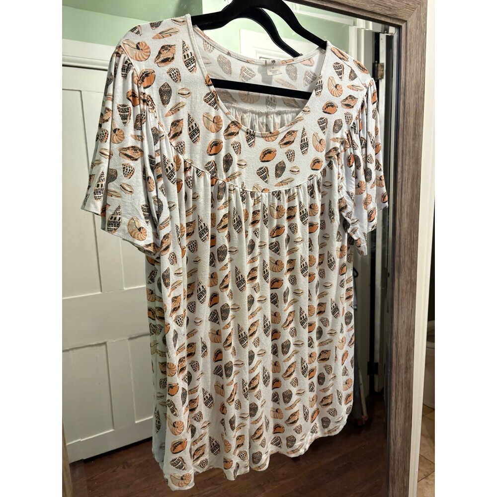 Kate Quinn women’s size medium M bamboo seashell pj top
